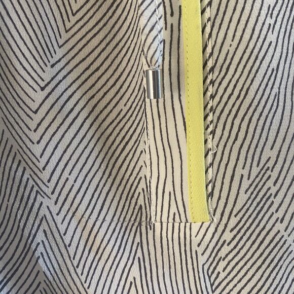 Rebecca Taylor Blouse Womens Sz 10  Cream Gray Kimono Print  Lyocell Flowy NWT - Picture 4 of 14